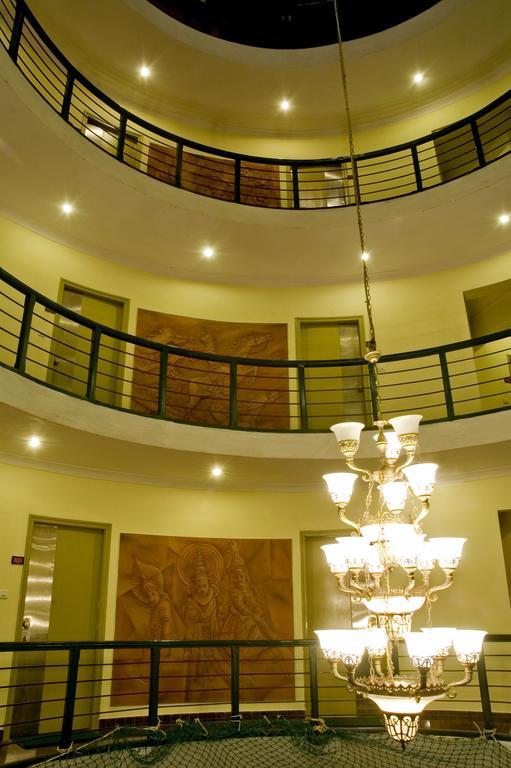 Parklane Hotel Mysore Eksteriør billede