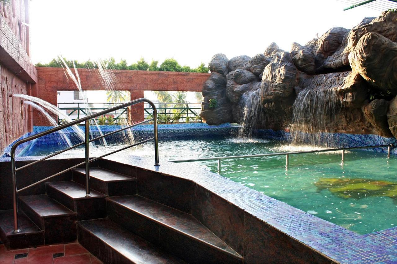 Parklane Hotel Mysore Eksteriør billede